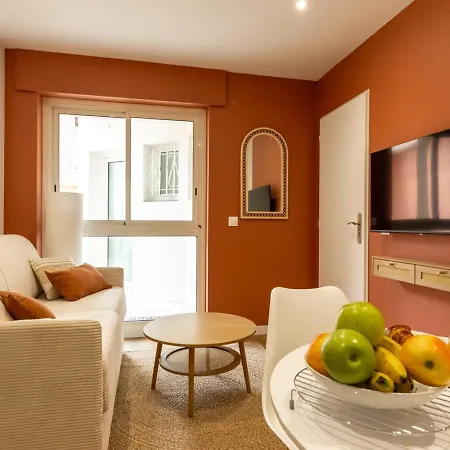 L Honorine Terracotta شقة